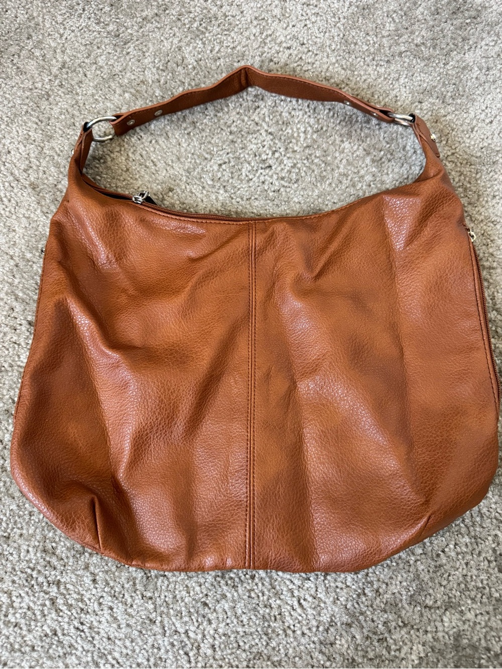 Classic Leather Hobo Bag in Cognac Brown